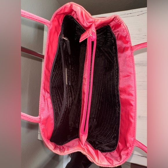 SOLD Prada Nylon Tessuto City Tote - Picture 6 of 12